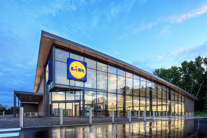 Lidl storefront